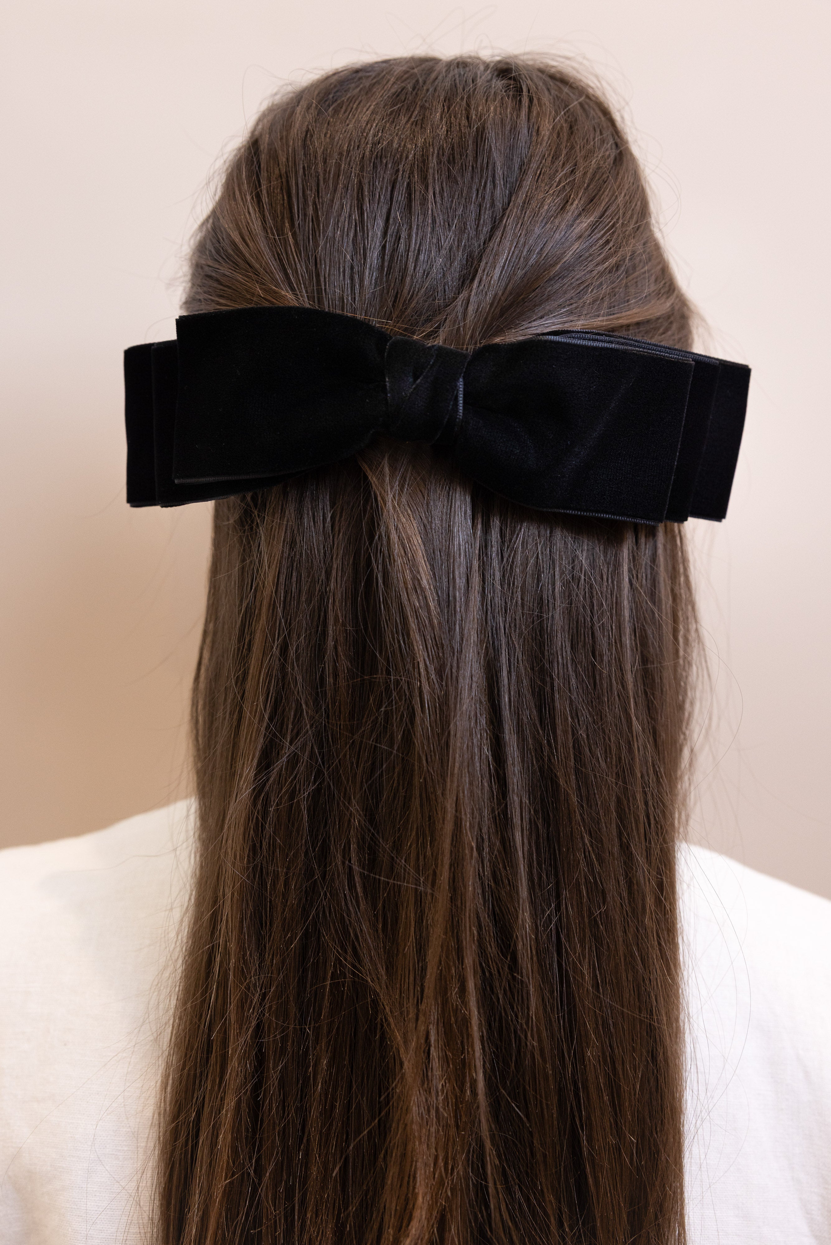 Signature Velvet Trinity Bow