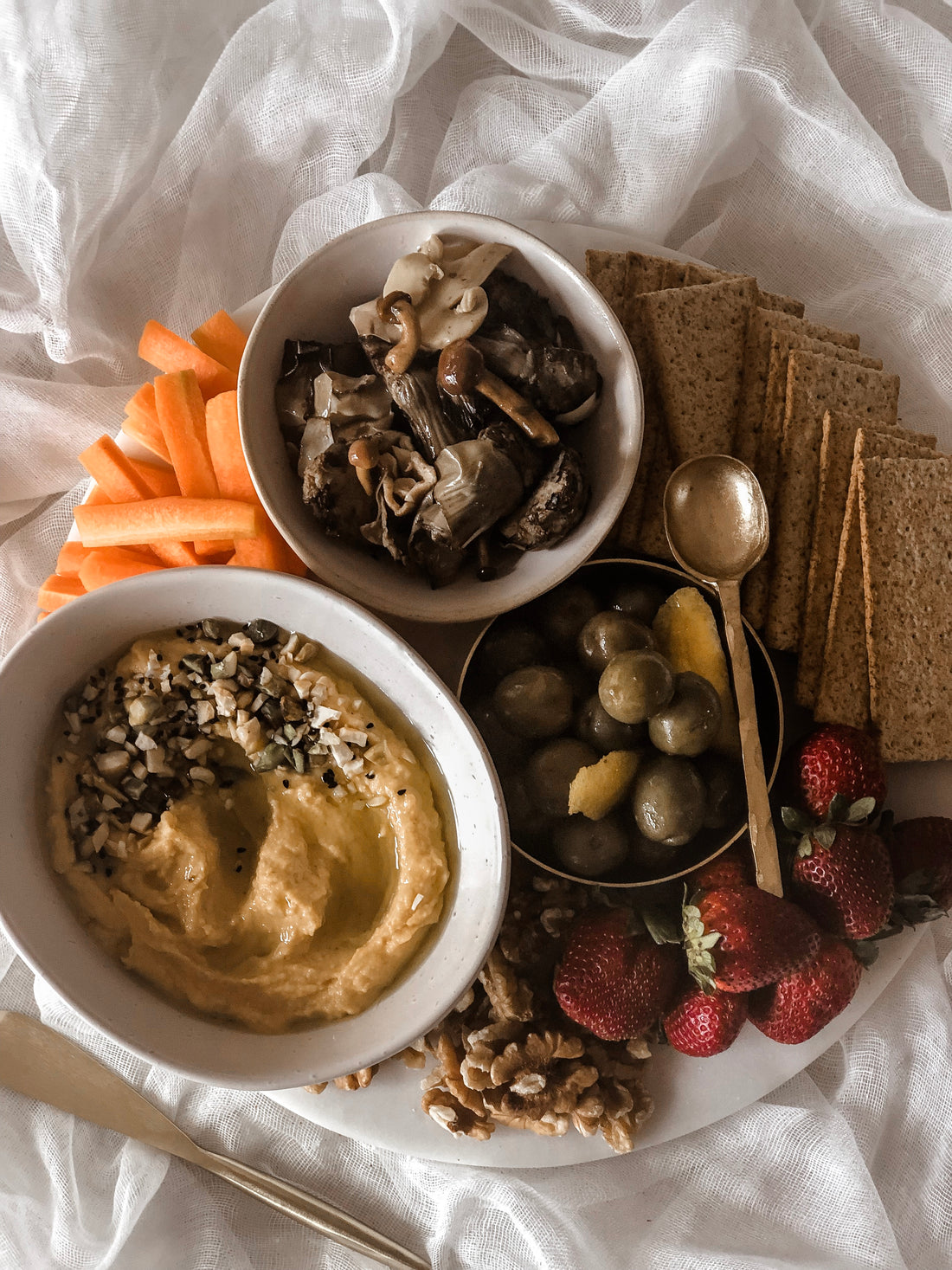 In celebration of World Vegan Day we have HOW TO- Create a Vegan grazing board because regardless of your dietary preferences, food should be a source of enjoyment.