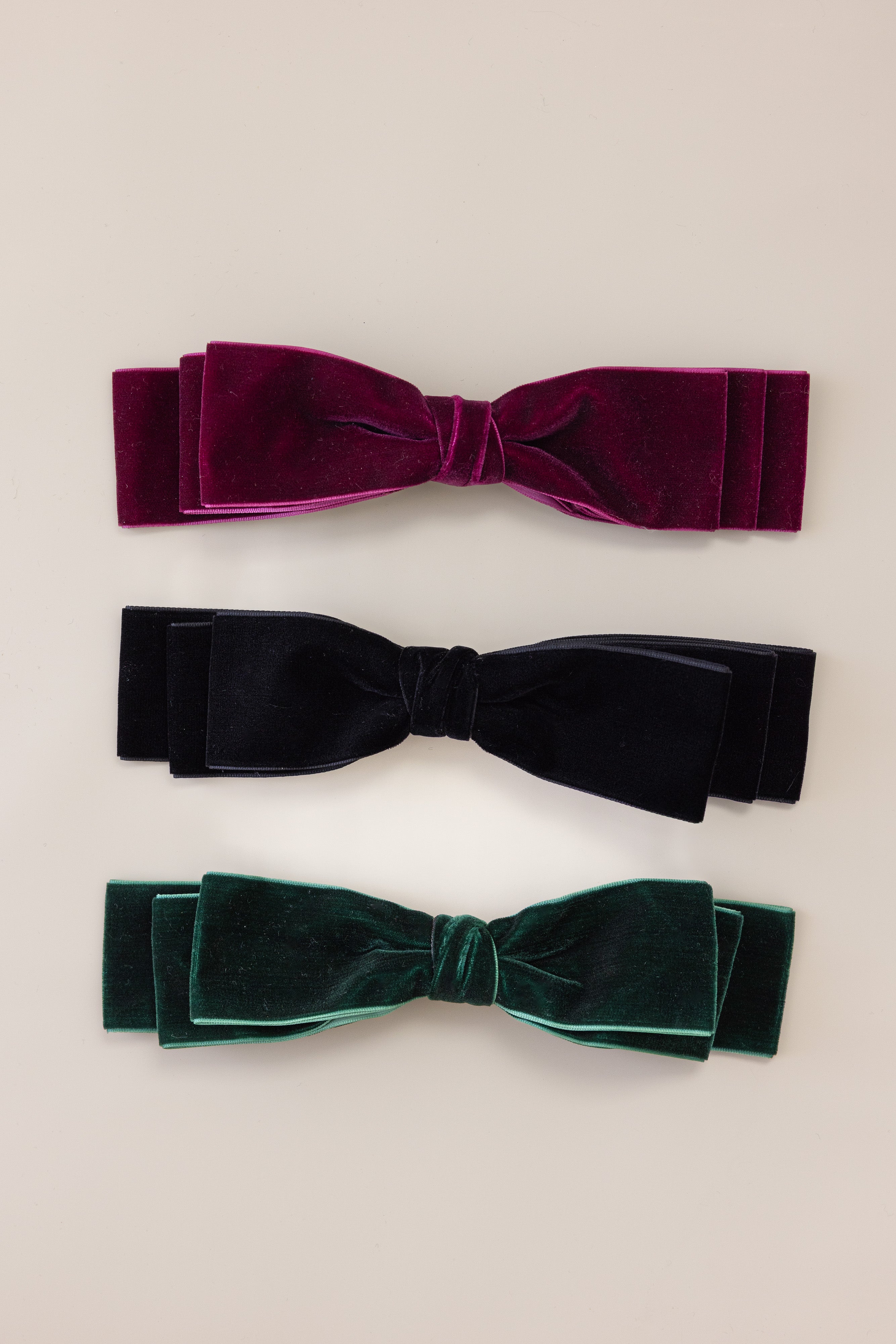Signature Velvet Trinity Bow