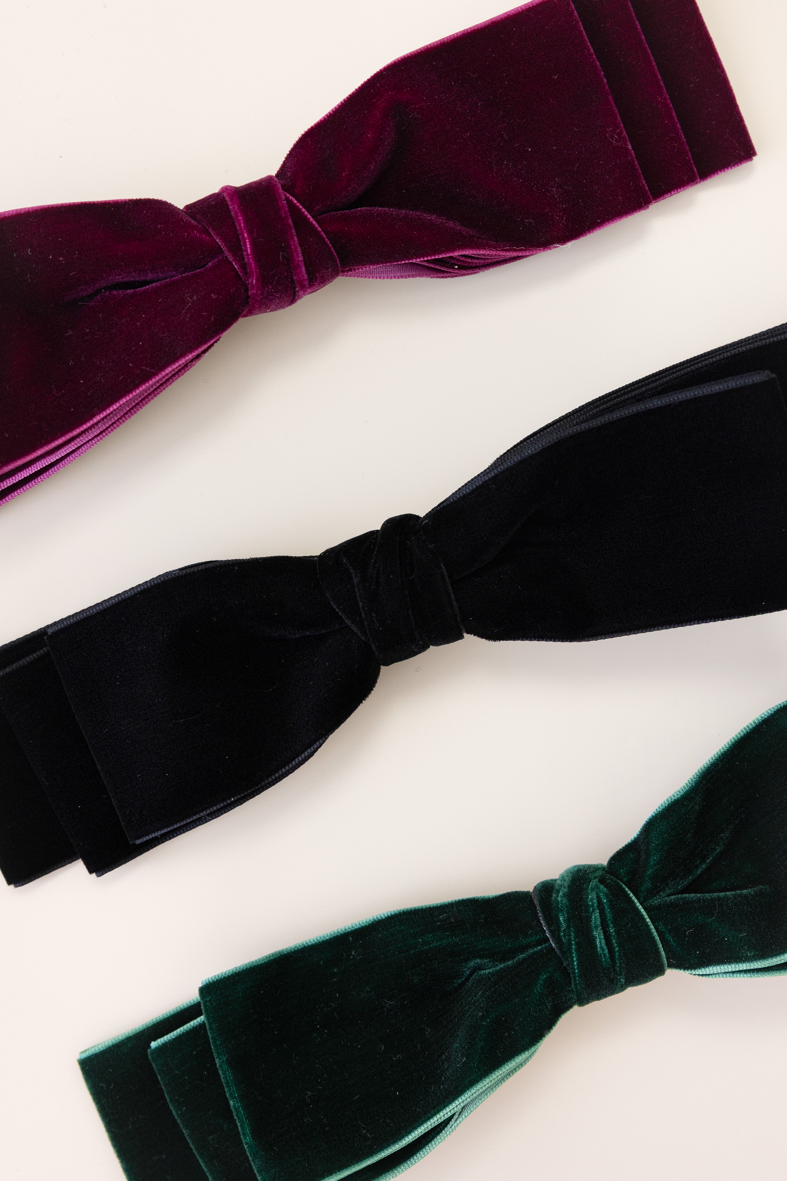 Signature Velvet Trinity Bow